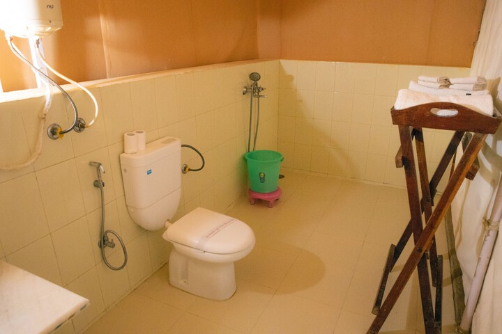 Clean Restrooms