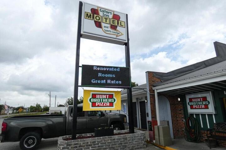 Image of Gators Inn