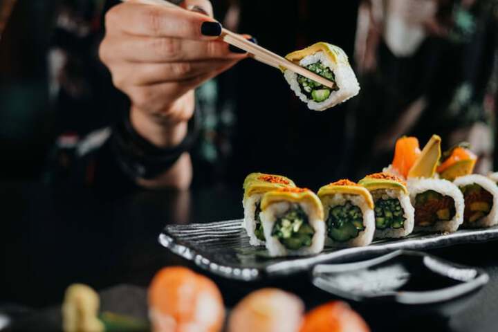 Dining 44 of 70