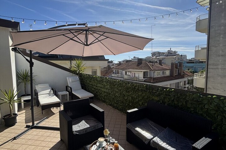 Sundeck 22 of 25