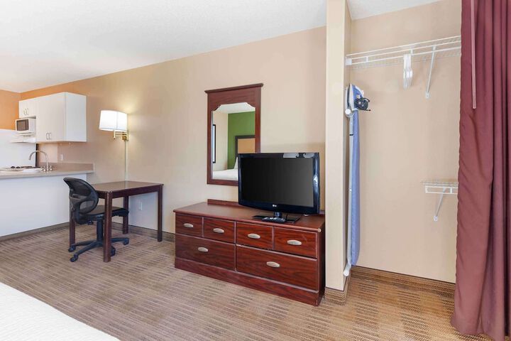 Studio 2 Double Beds (4 of 5)