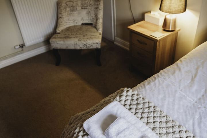Room 10 of 35