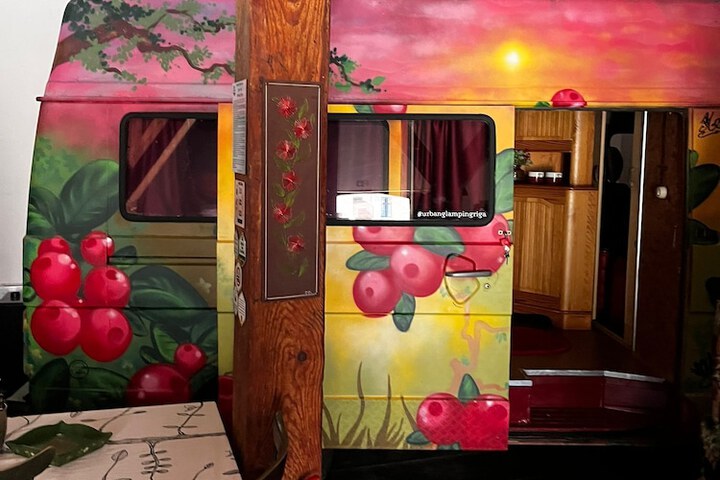 Room 2 of 57