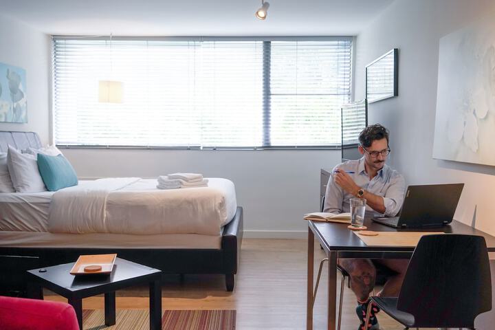 Room 43 of 73