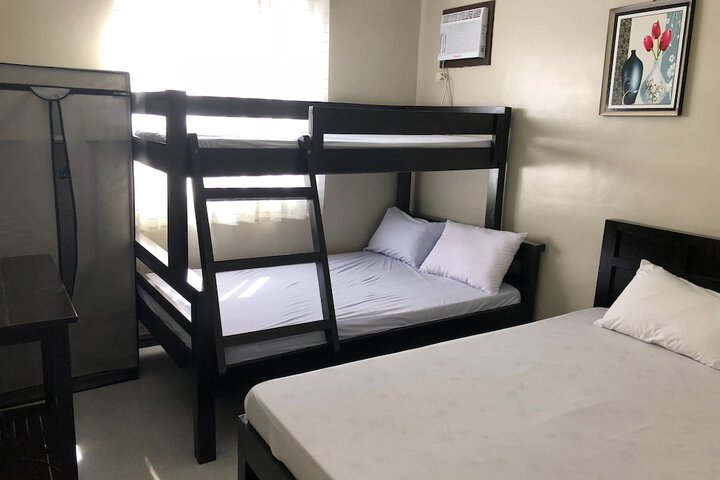 Room 7 of 13
