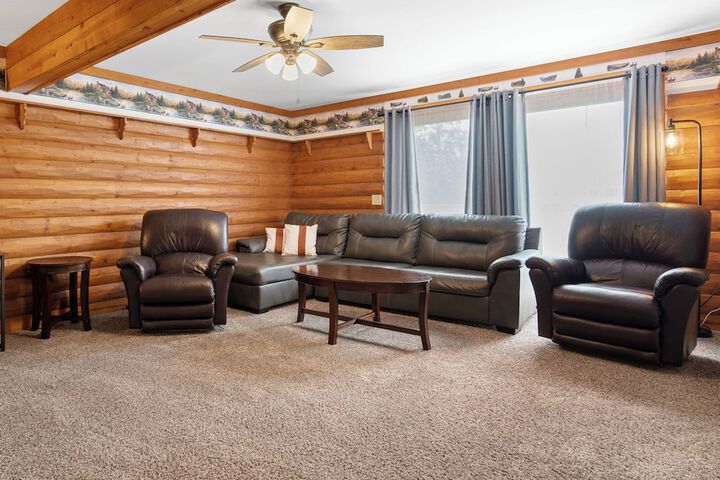 Room 106 of 154