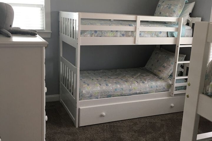 Room 9 of 48