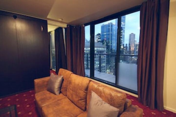 Room 43 of 66