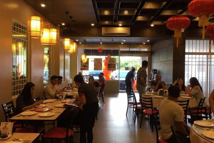 Dining 40 of 47