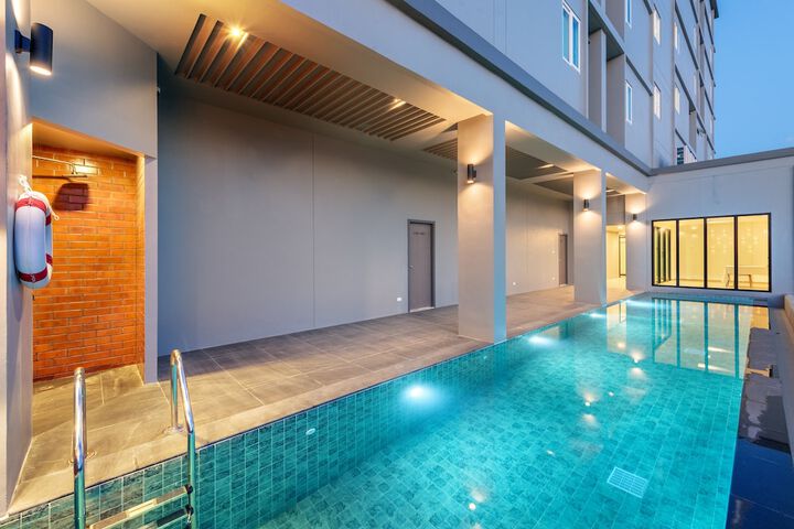 Pool 57 of 69