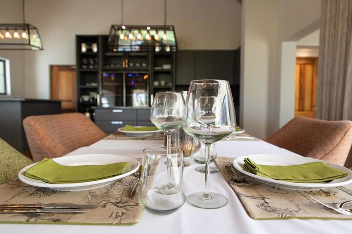 Dining 86 of 106