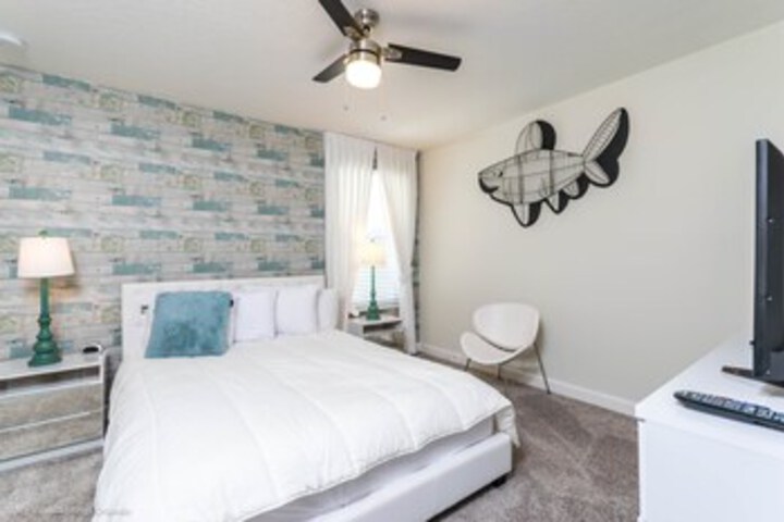 Room 45 of 53