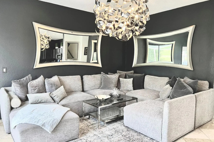 Room 2 of 15