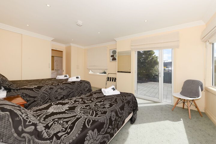 Room 3 of 24