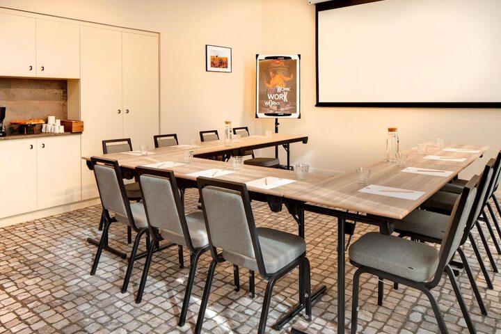 Meeting 28 of 31
