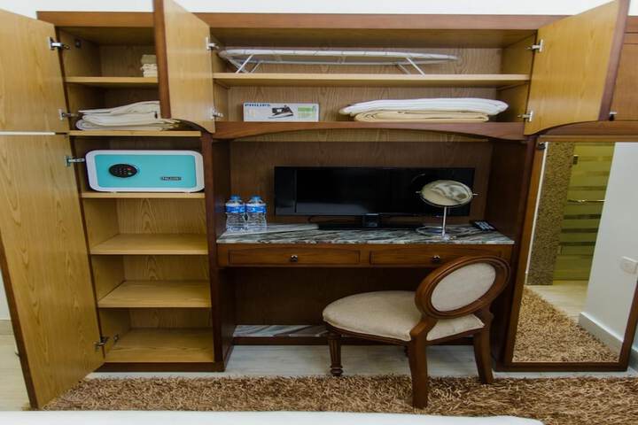 Room 16 of 58