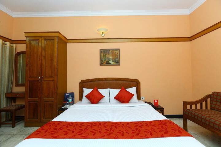 Room 12 of 23