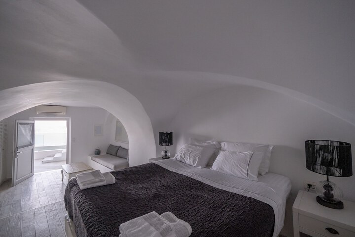 Room 47 of 154