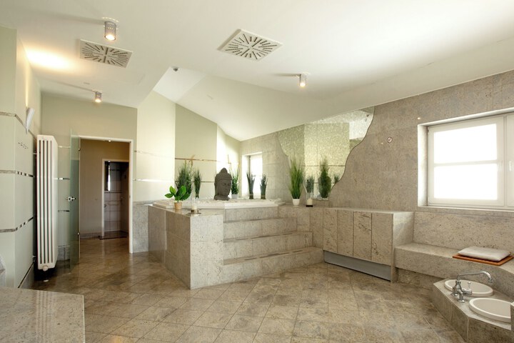 Relaxing Spa