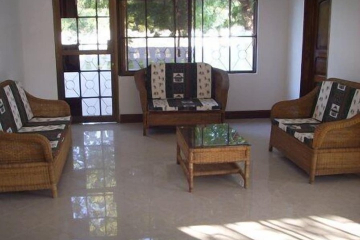 Room 7 of 13