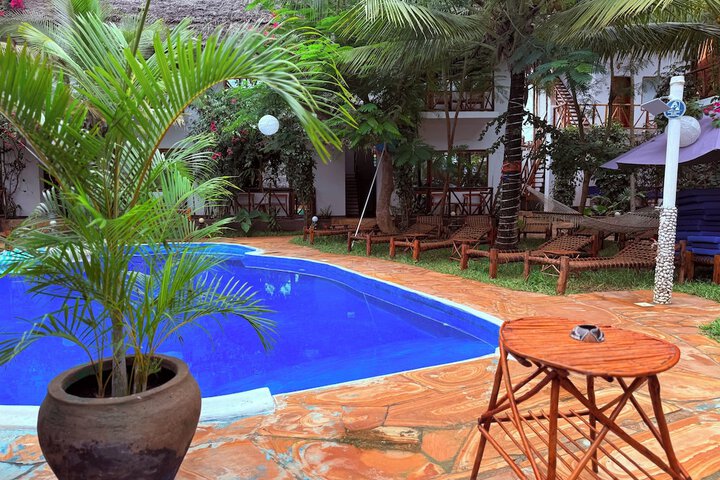 Hotel 64 of 70