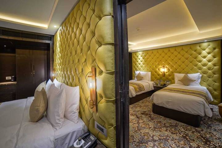 Room 11 of 26