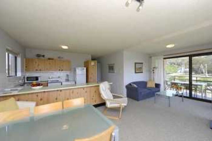Room 12 of 17