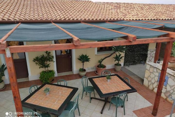 Casa Fico Dindia with private garden