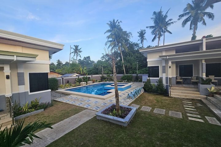 Pool 49 of 61