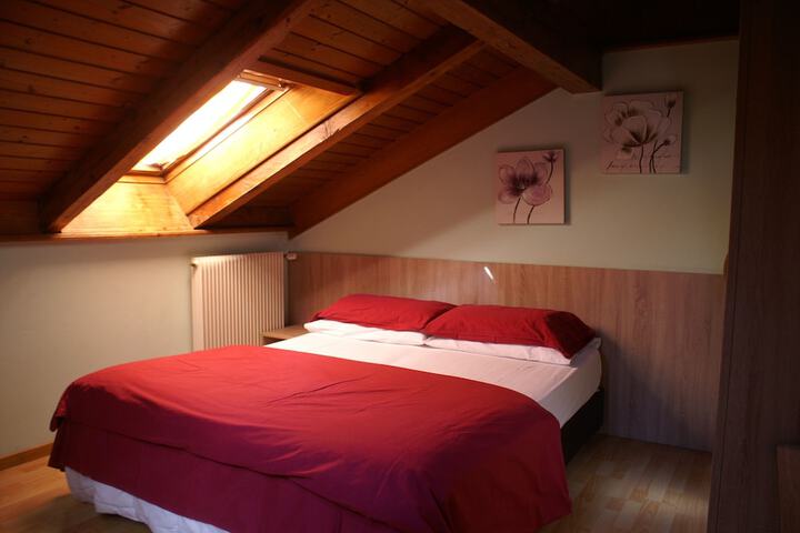 Room 12 of 75