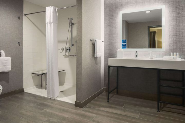 Bathroom shower