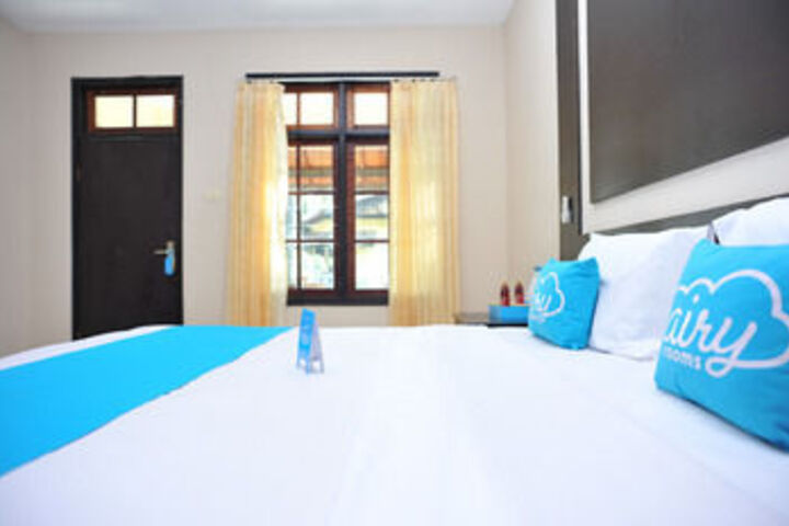 Room 17 of 31