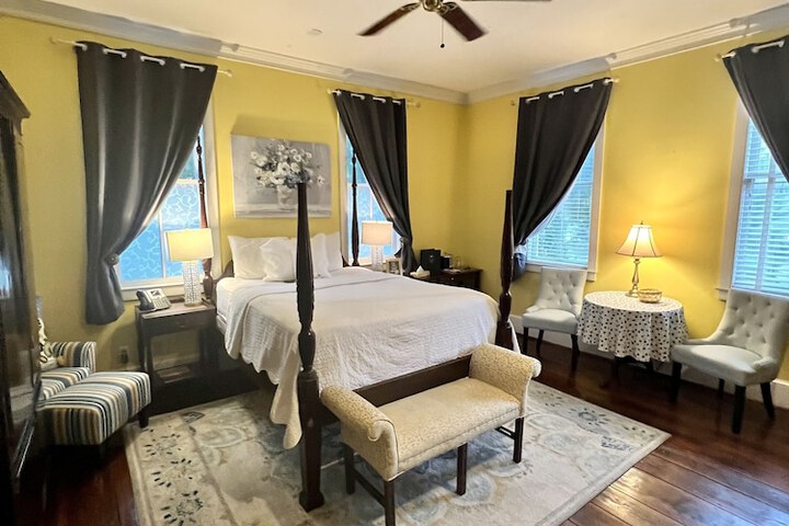 Room 41 of 49