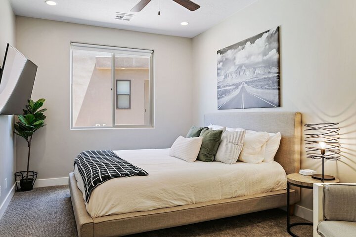 Room 2 of 42