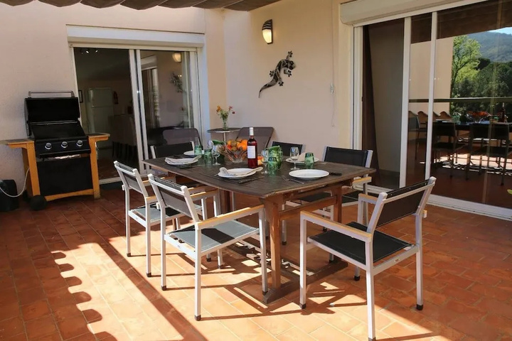 Terrace/Patio 8 of 24