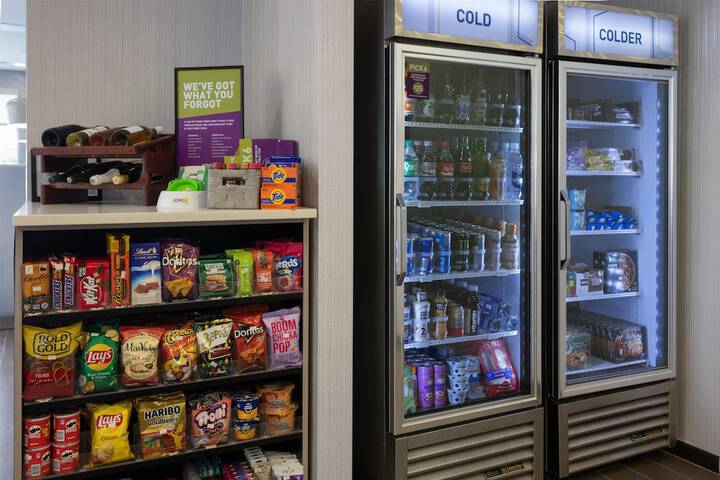Snack bar