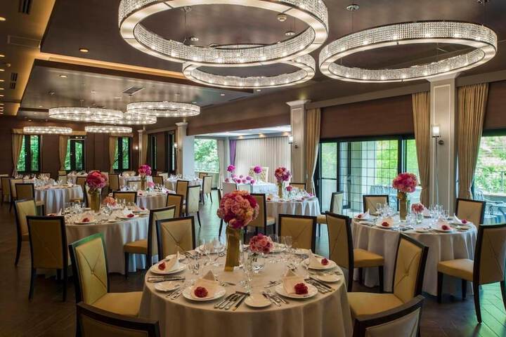 Dining Photos