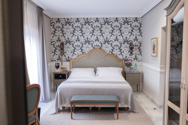 Room 21 of 53
