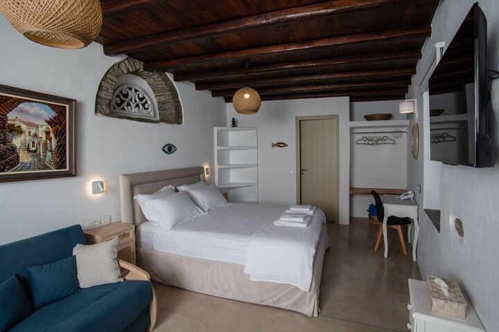 Room 2 of 159