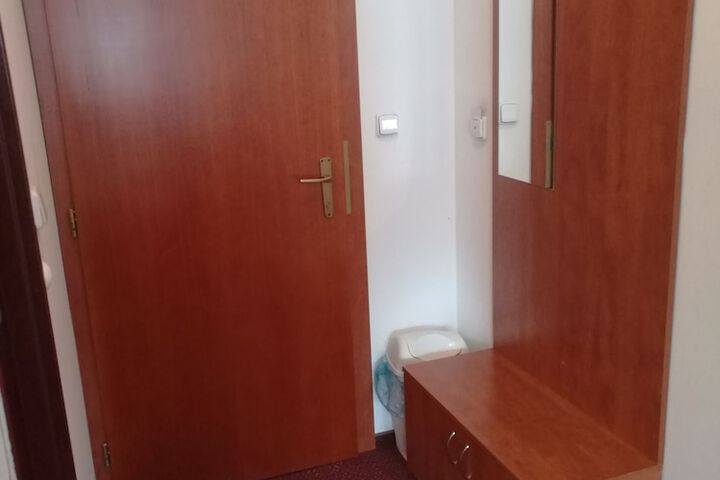 Room 47 of 52