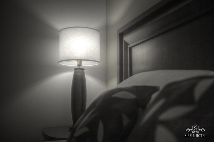 Room 18 of 35