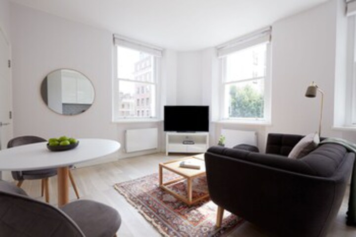 Exterior of Charming West End Studios by Sonder