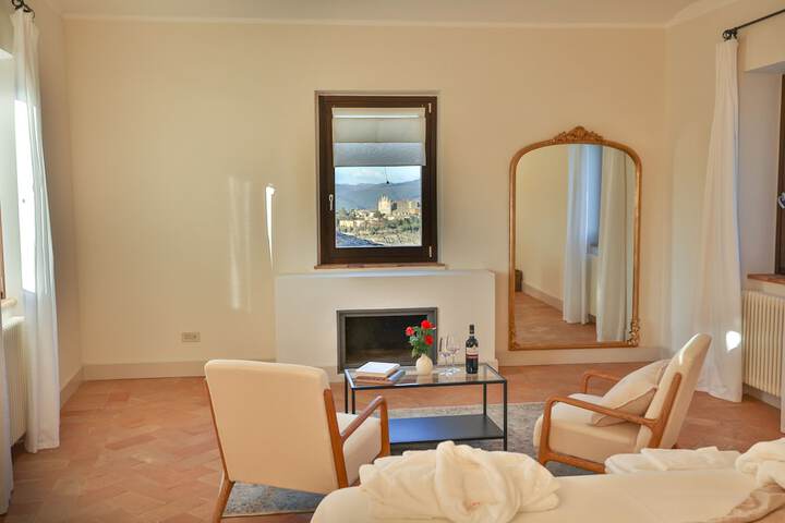 Room 14 of 38
