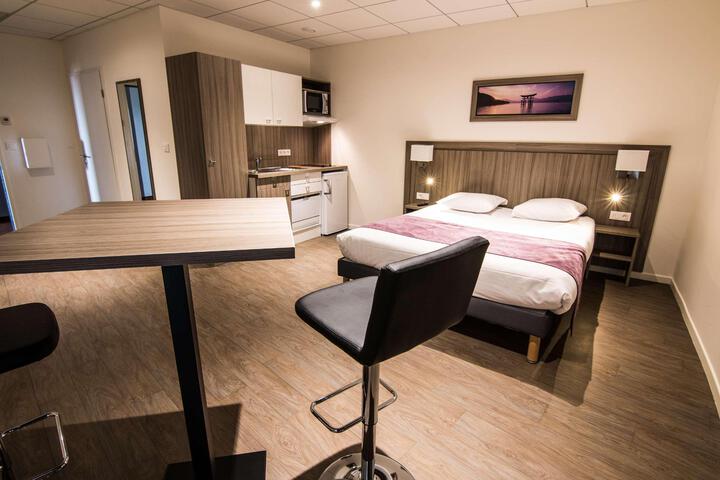 Room 15 of 35
