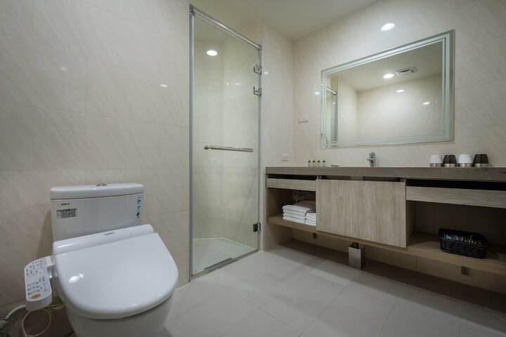 Room 55 of 79