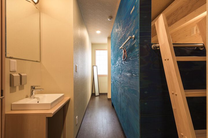 Room 7 of 21