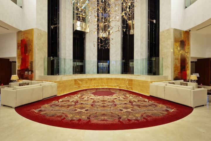 Hotel 3 of 130