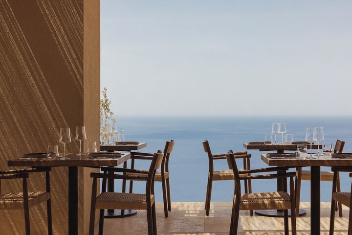 Dining 58 of 73