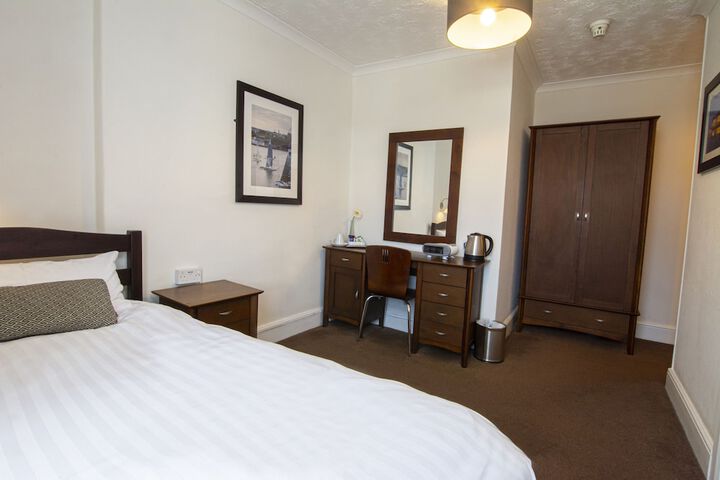 Room 20 of 64