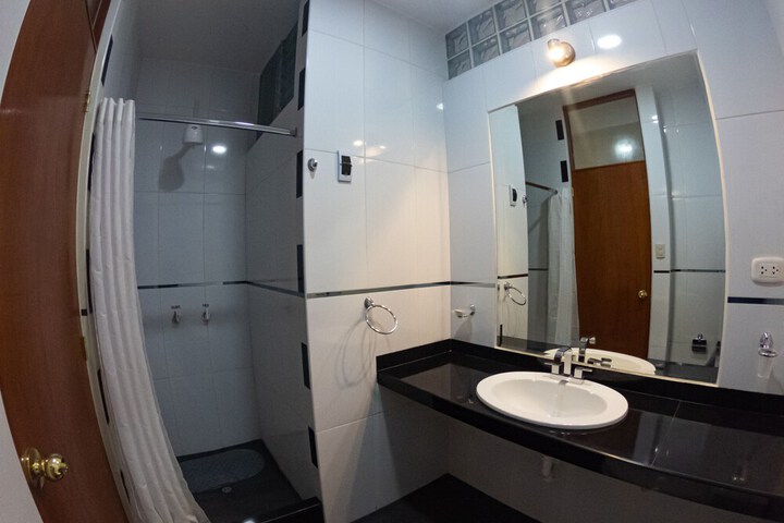 Room 42 of 71